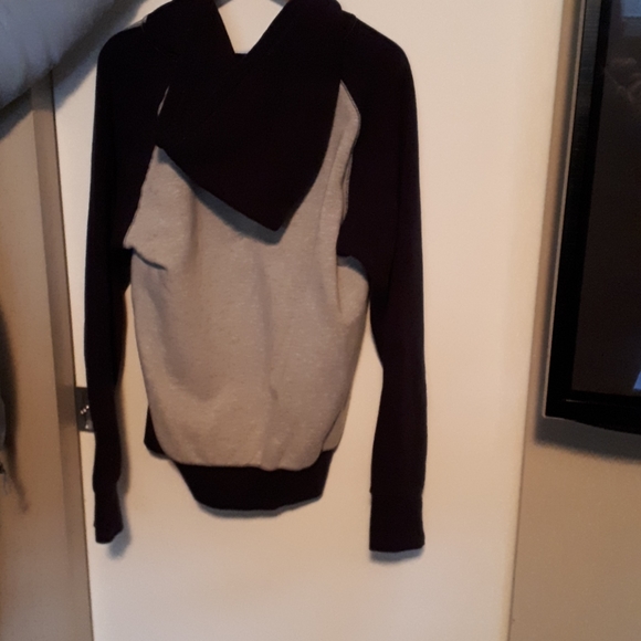 Oilers hoodie - Picture 2 of 2